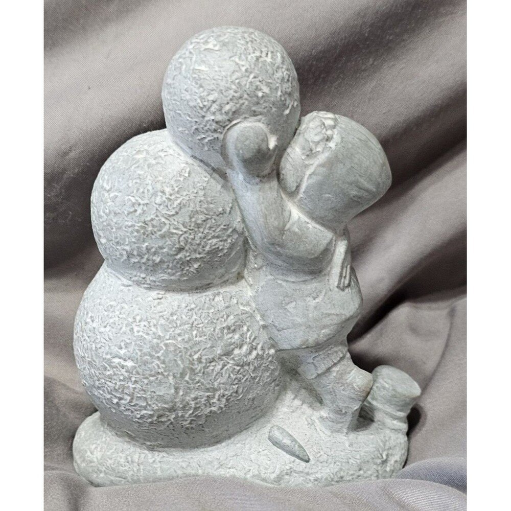 ISABEL BLOOM 2002 BUILDING A SNOWMAN Figurine Signed